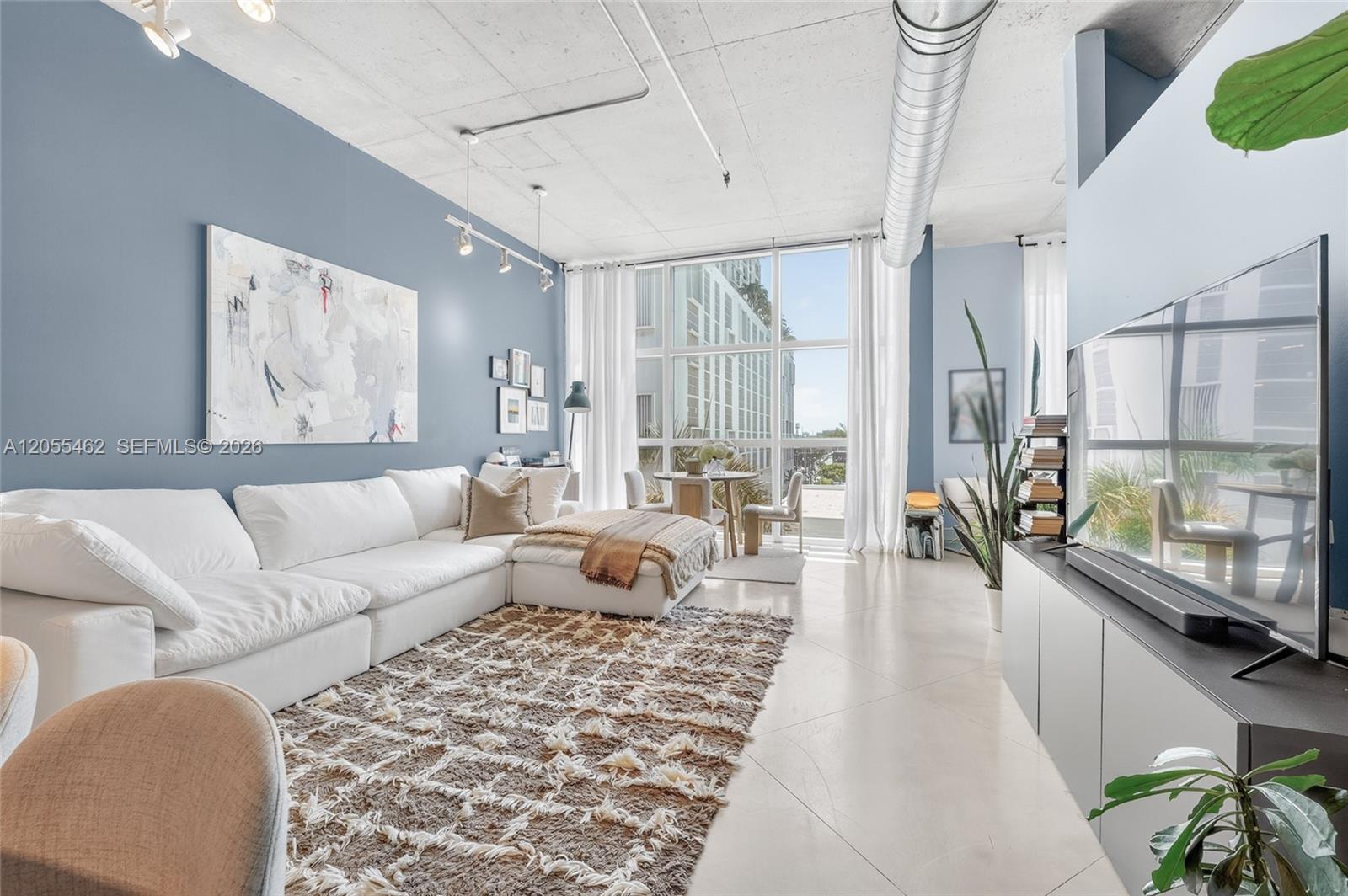 2001 Biscayne Blvd # 2414, Miami FL 33137 photo 2