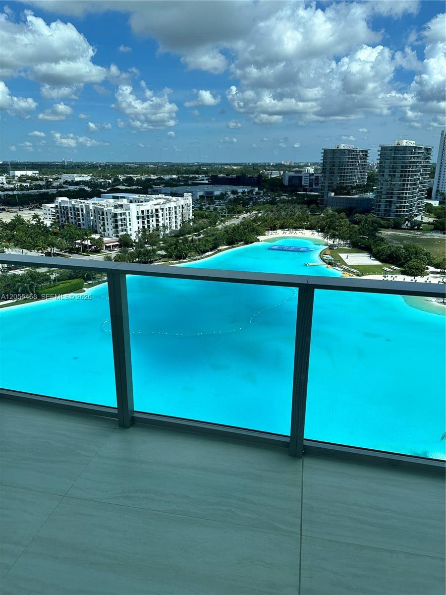 2411 Lagna Cir # 1407, North Miami FL 33181 photo 5
