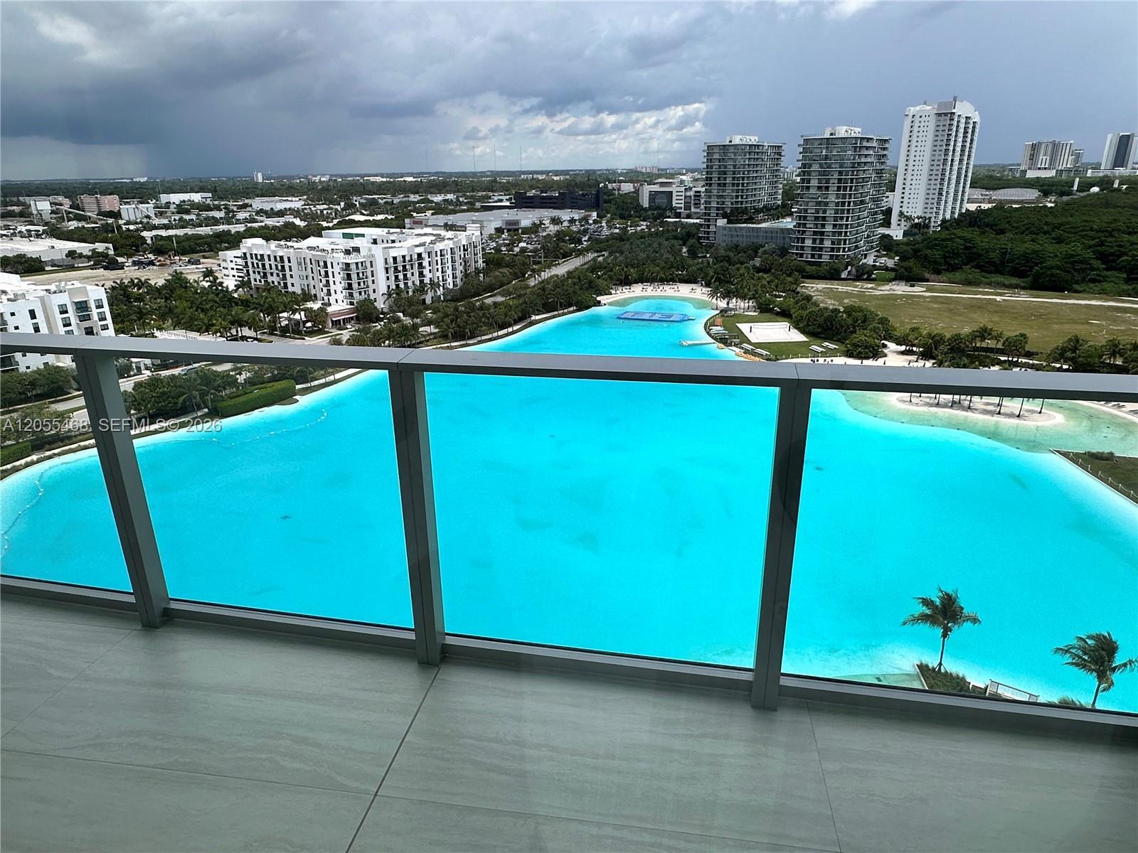 2411 Lagna Cir # 1407, North Miami FL 33181 photo 4