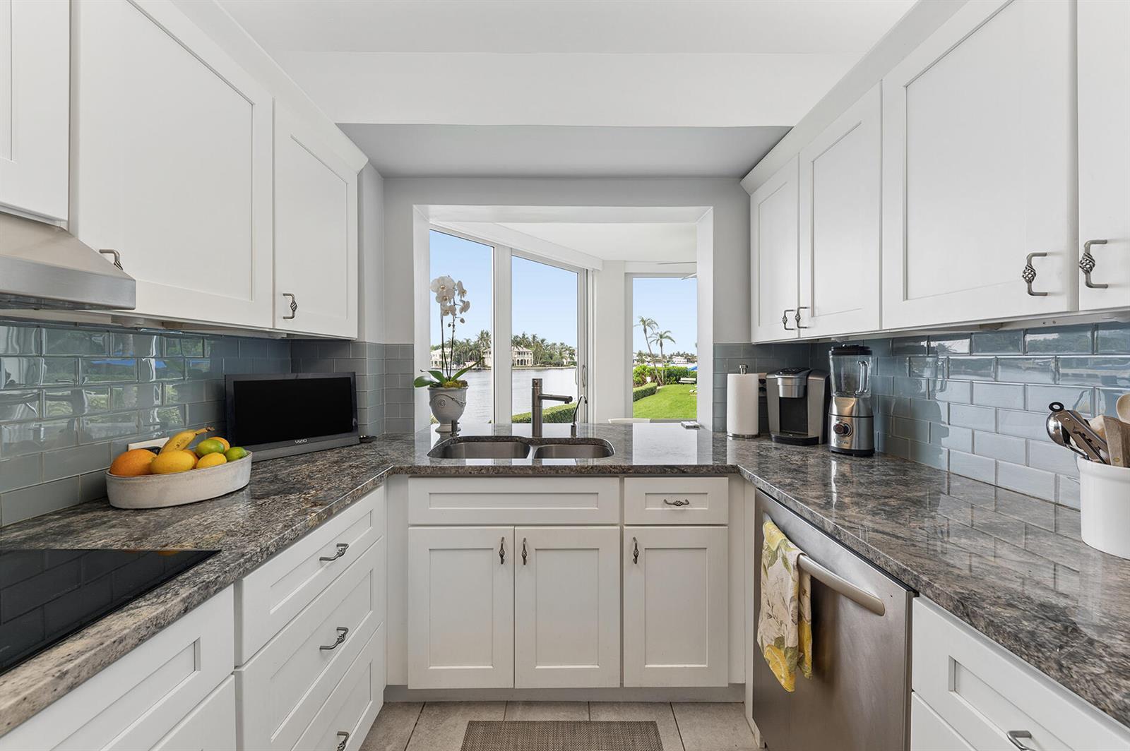 555 SE 6TH Avenue # 1B, Delray Beach FL 33483 photo 4
