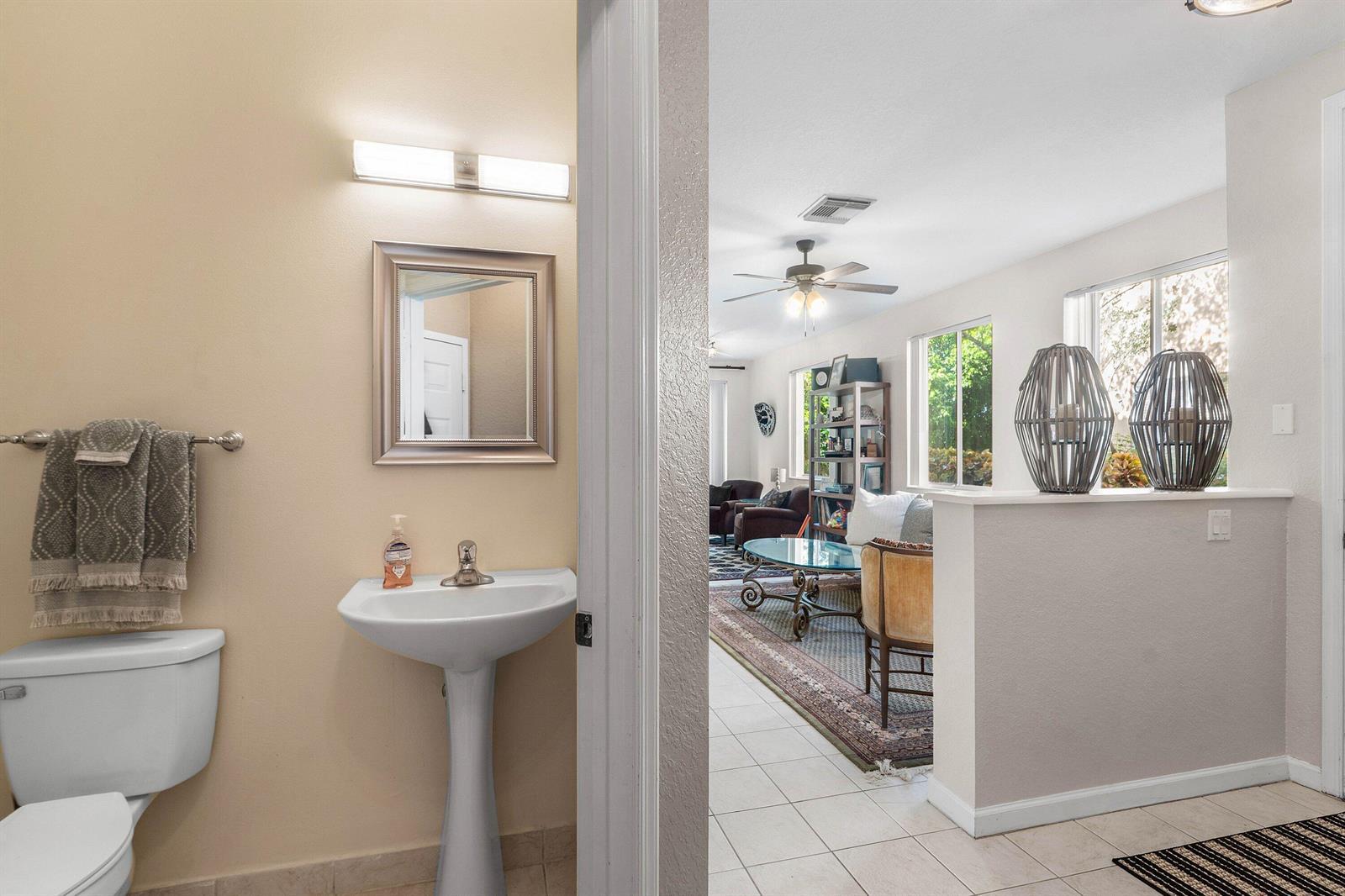 1808 Sonrisa Street, Riviera Beach FL 33404 photo 5