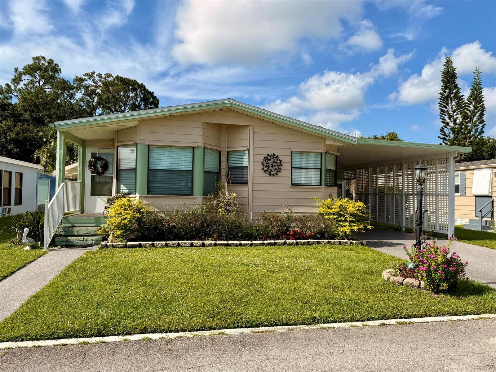 8581 Florence Drive, Port St. Lucie FL 34952 photo 3