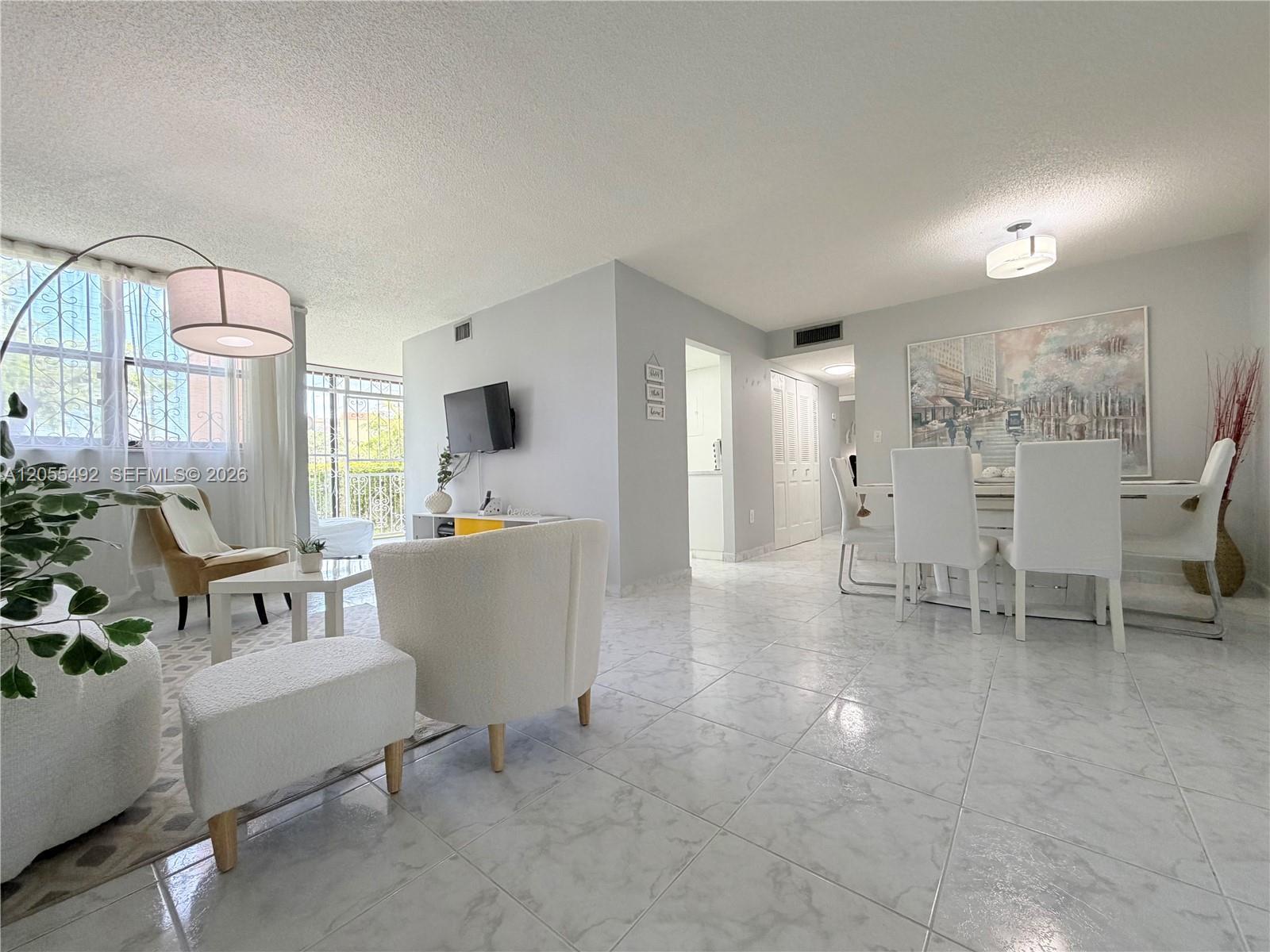 9410 W Flagler St # 102, Miami FL 33174 photo 2