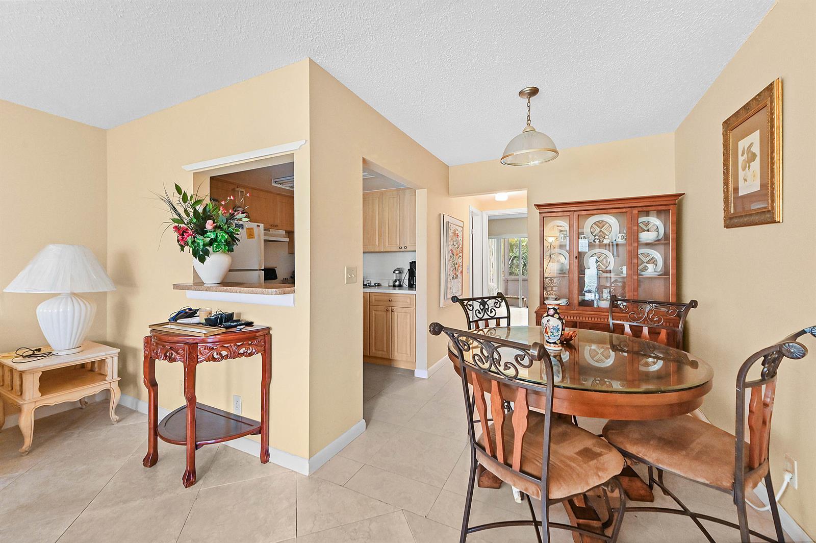 270 Norwich L, West Palm Beach FL 33417 photo 3