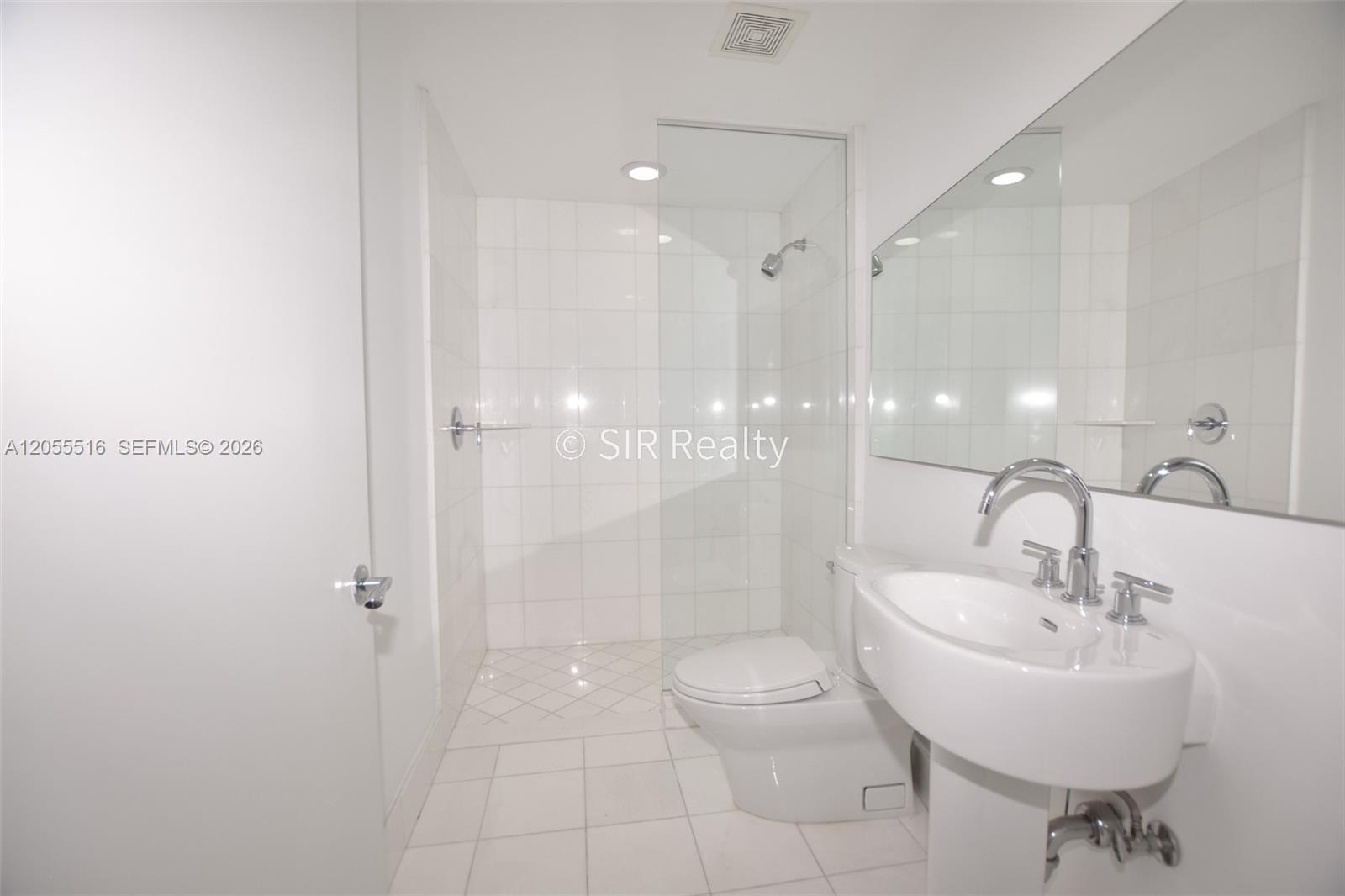 2950 NE 188th St # 336, Aventura FL 33180 photo 4