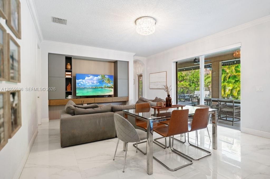 3846 W Gardenia Ave, Weston FL 33332 photo 5