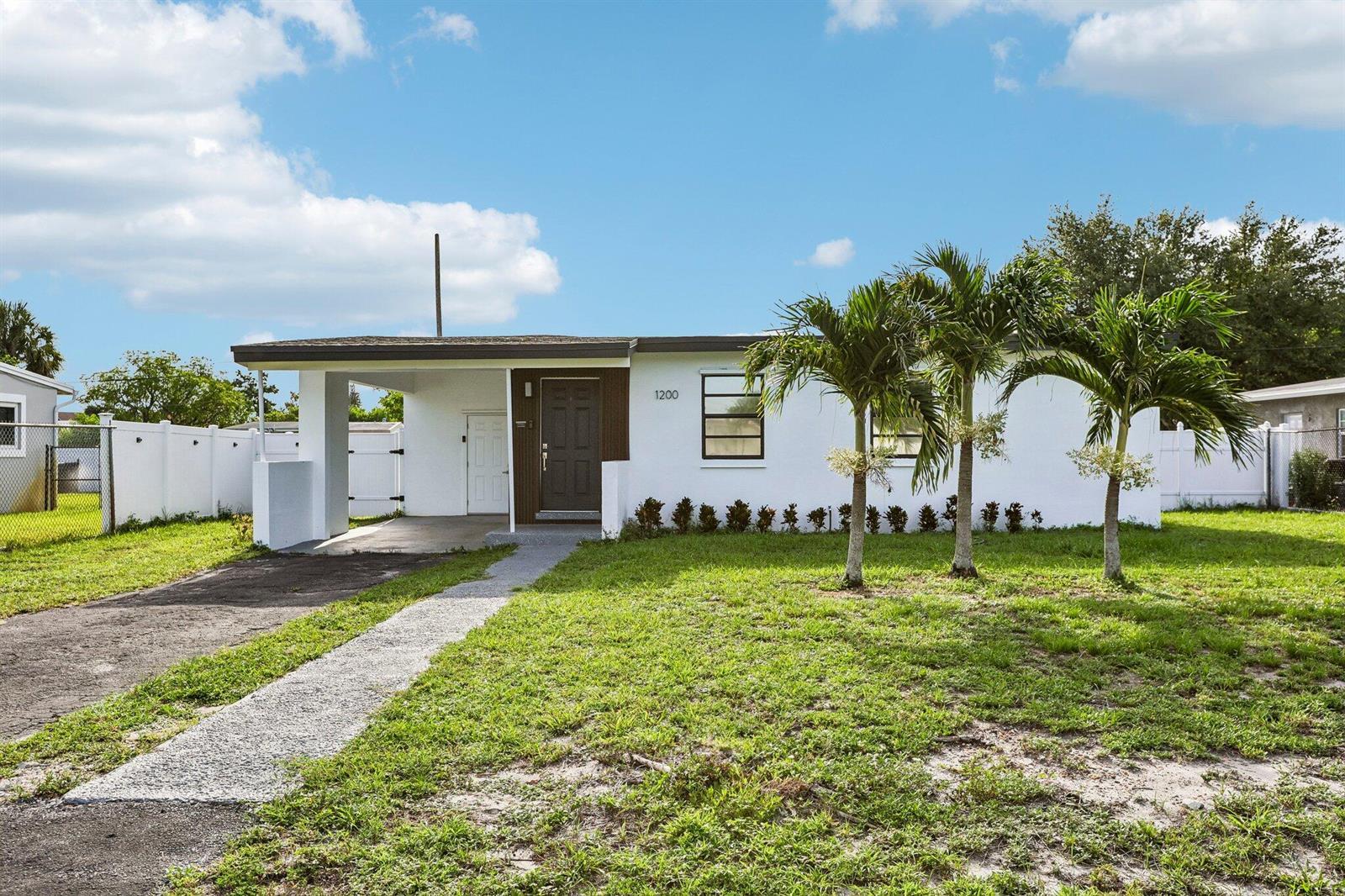 1200 NW 19TH Avenue, Fort Lauderdale FL 33311