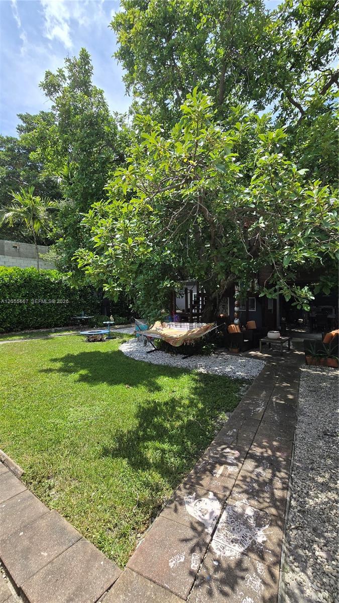 2000 SW 25th St # 1, Miami FL 33133 photo 4