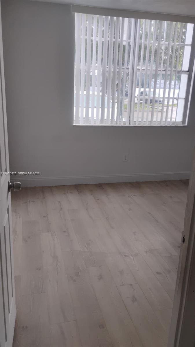 486 NW 165th St Rd # 101, Miami FL 33169 photo 4