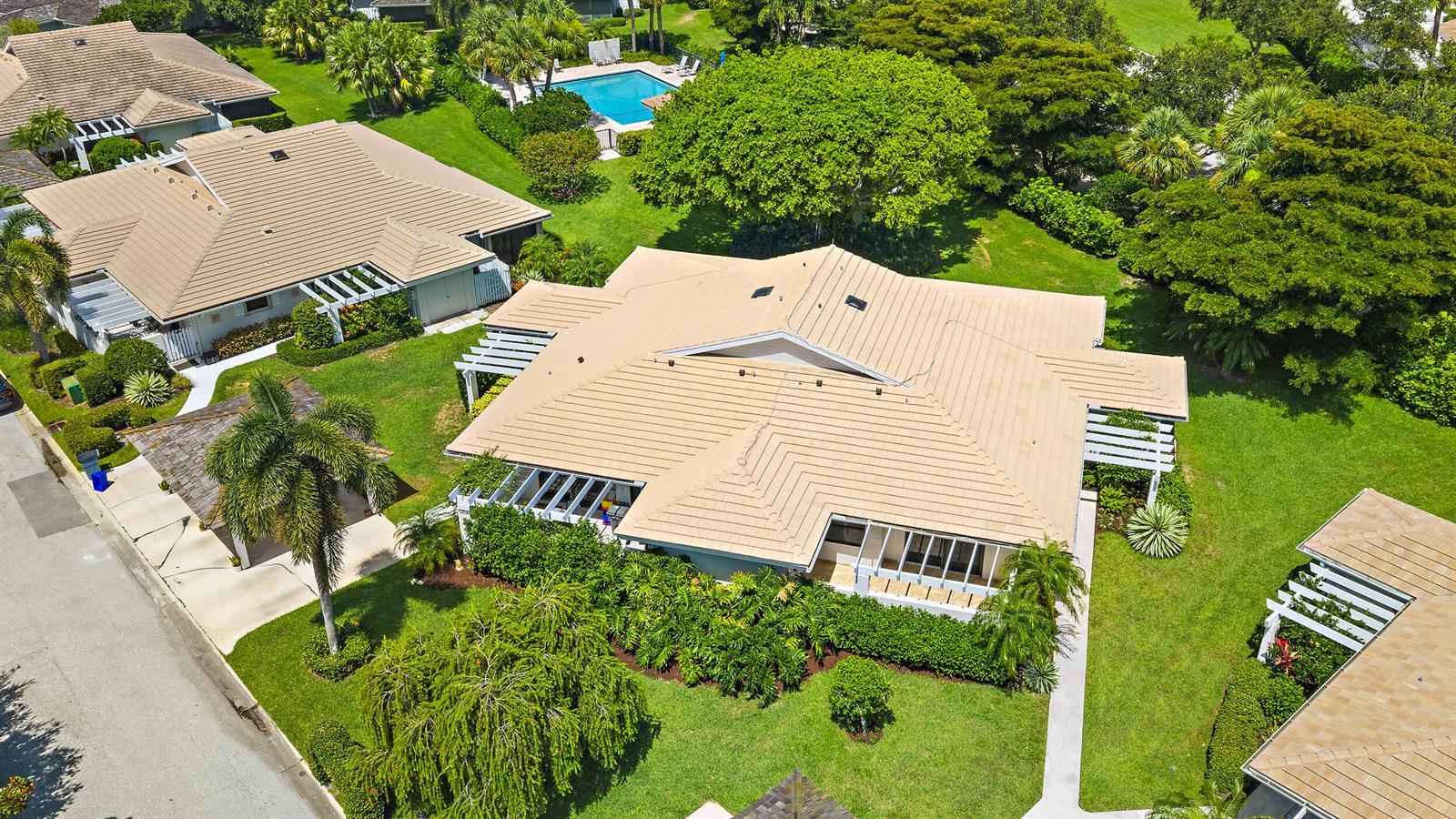 3644 Freshwater Drive, Jupiter FL 33477 photo 5