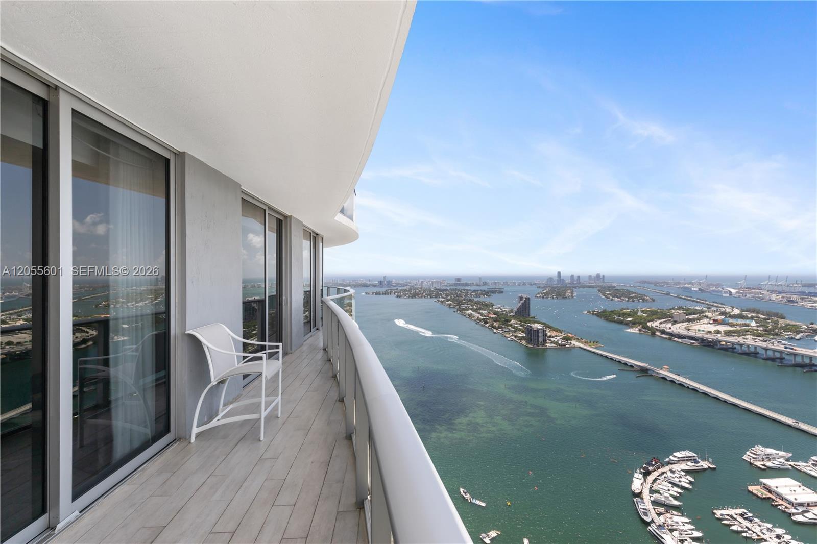 488 NE 18th St # 5012, Miami FL 33132 photo 3