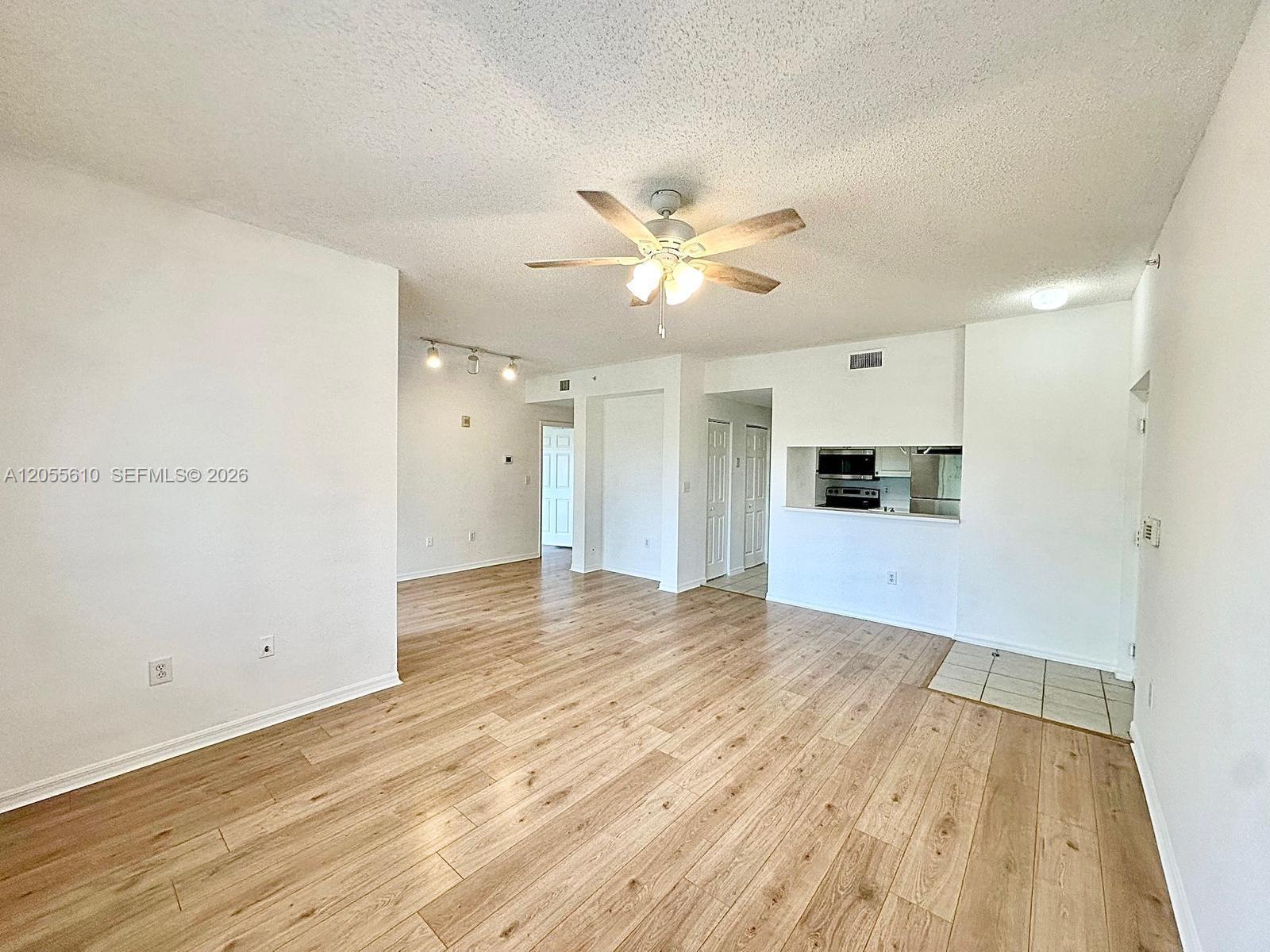 2807 Veronia Dr # 301, Palm Beach Gardens FL 33410 photo 2