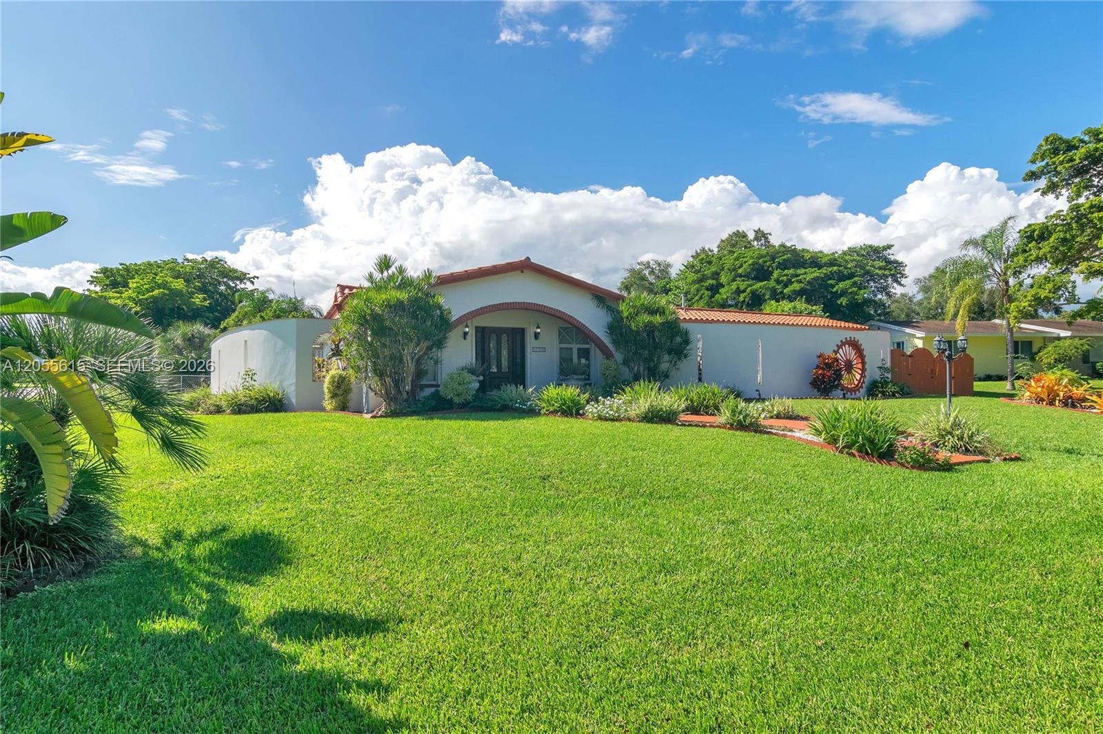 17320 SW 89th Ave, Palmetto Bay FL 33157 photo 2