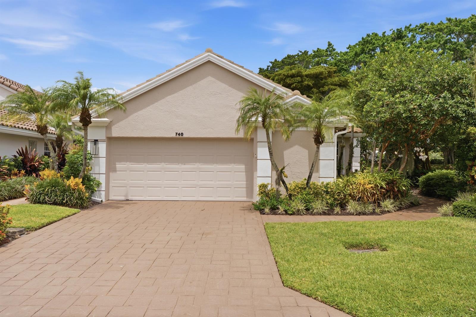 740 Pinehurst Way, Palm Beach Gardens FL 33418 photo 3