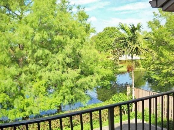 1741 NW 104TH Avenue, Plantation FL 33322 photo 2