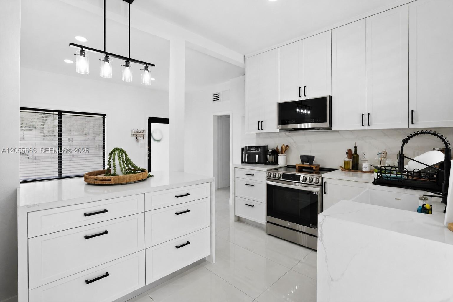 1220 NW 125th St, North Miami FL 33167 photo 4