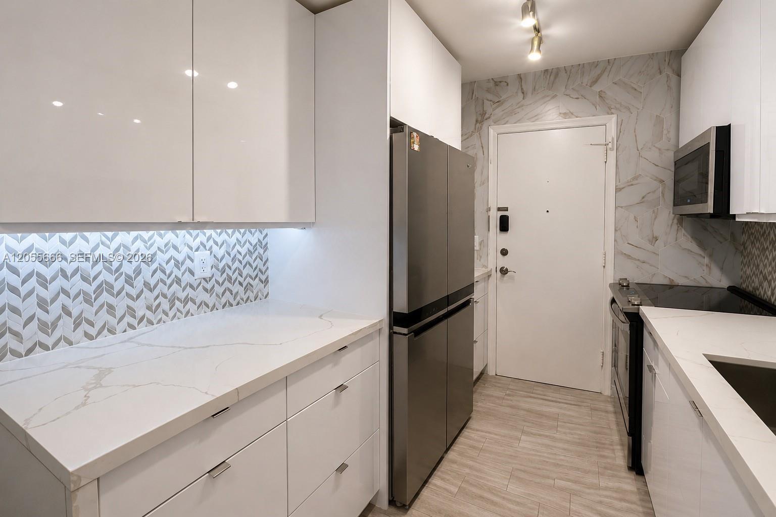 2260 NE 67th St # 1705, Fort Lauderdale FL 33308 photo 3