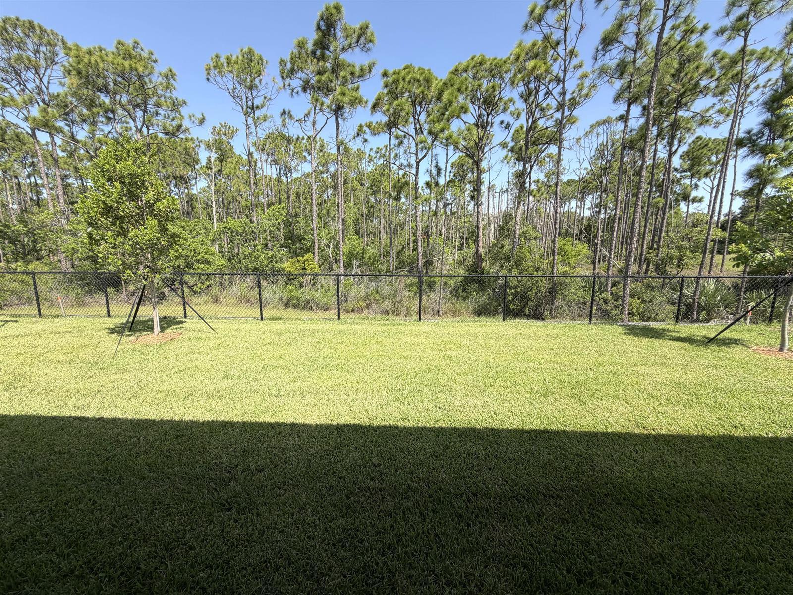 6560 SE Park Trace Drive, Stuart FL 34997 photo 2