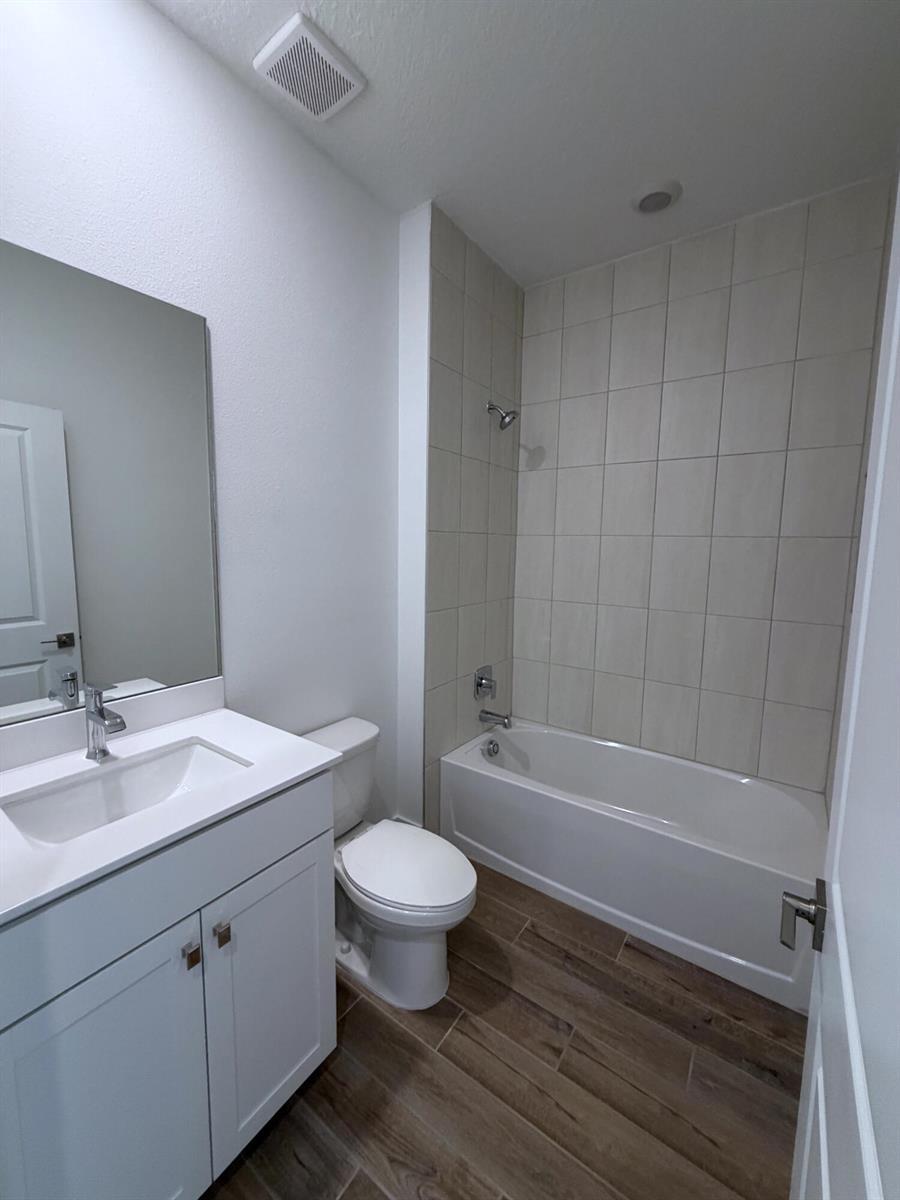6560 SE Park Trace Drive, Stuart FL 34997 photo 3