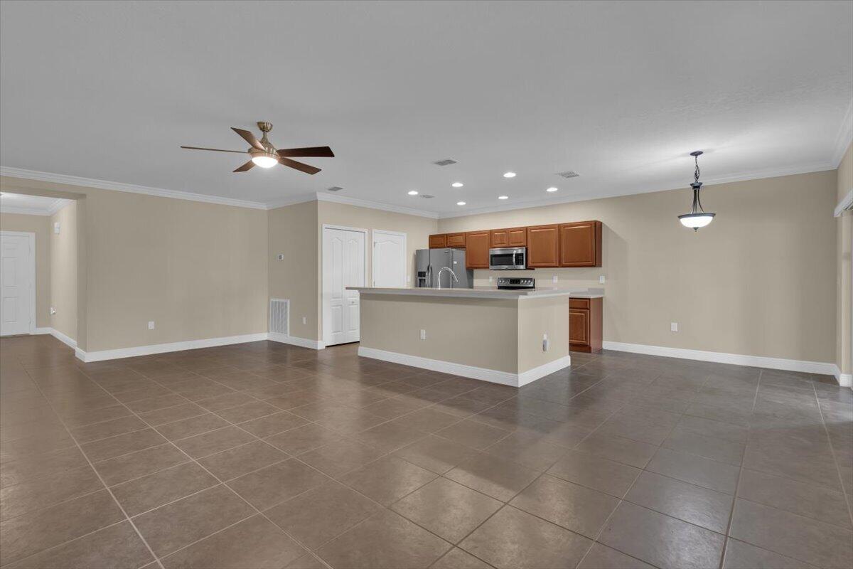 6118 NW Wild Cotton Way, Port St. Lucie FL 34986 photo 3