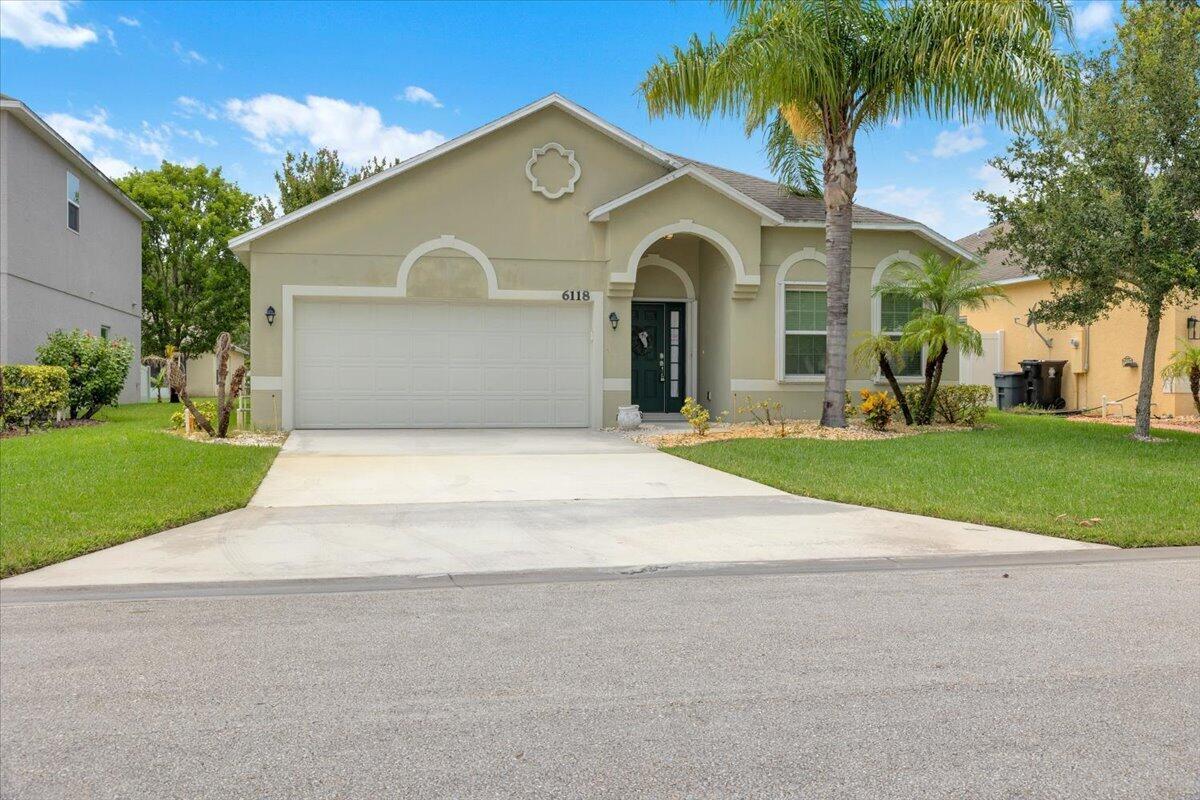 6118 NW Wild Cotton Way, Port St. Lucie FL 34986