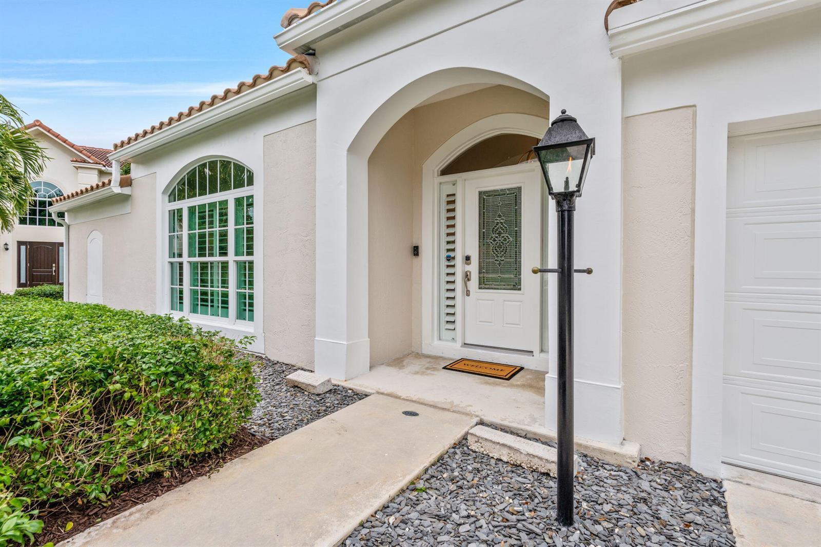 10223 Hunt Club Lane, Palm Beach Gardens FL 33418 photo 4