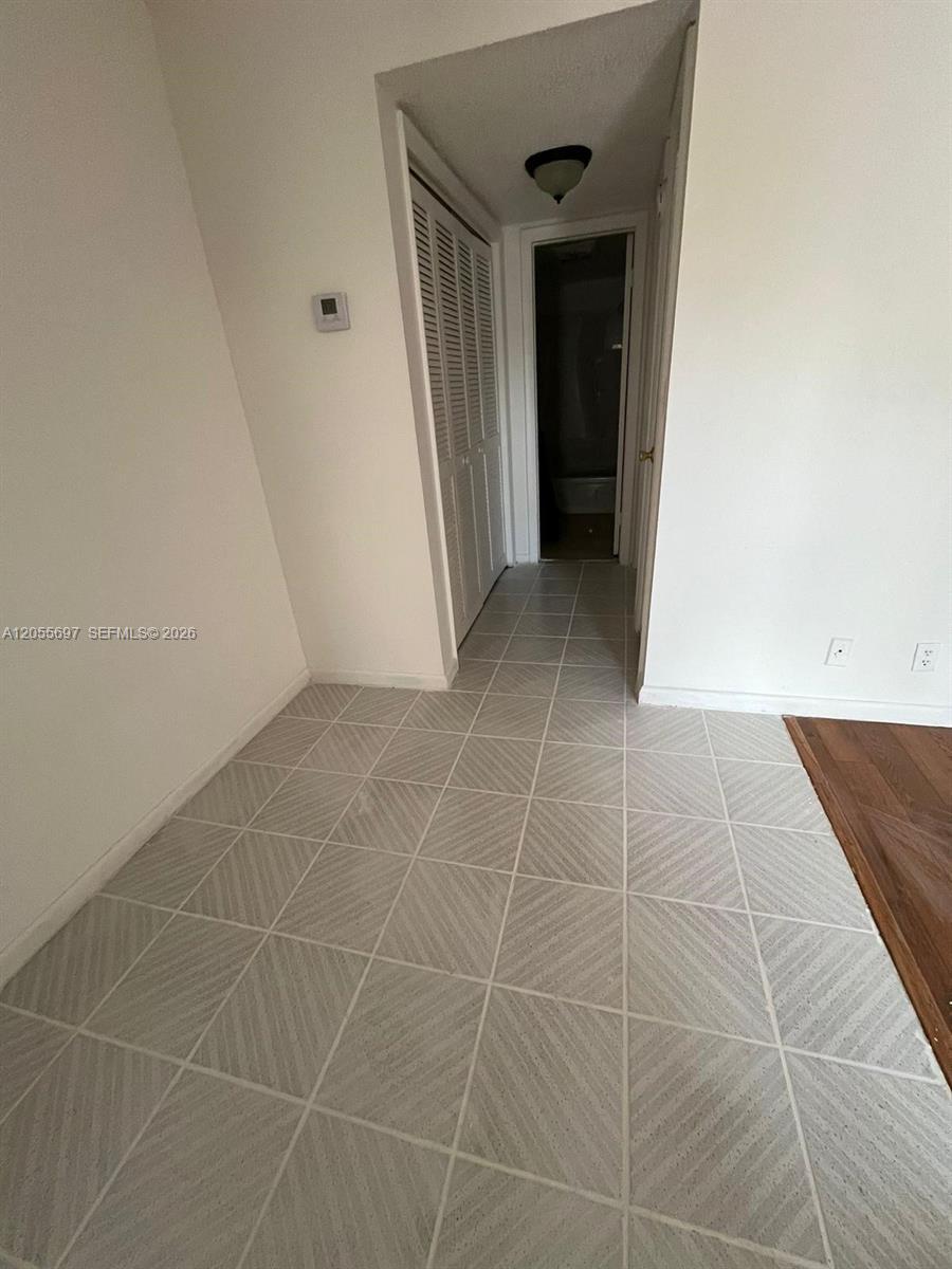 2530 Pierce St # 106, Hollywood FL 33020 photo 3
