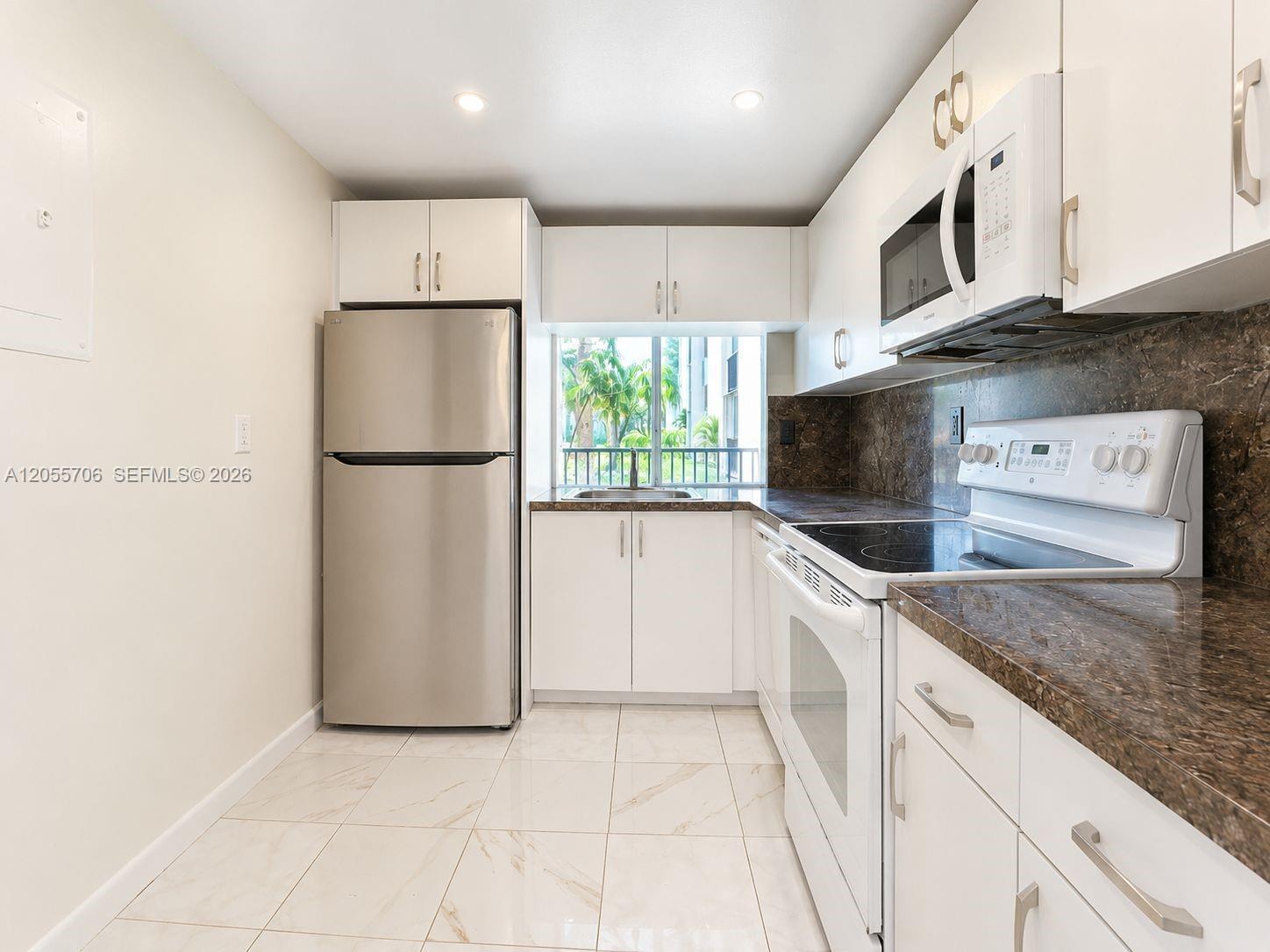 9431 SW 4th St # 107, Miami FL 33174 photo 4