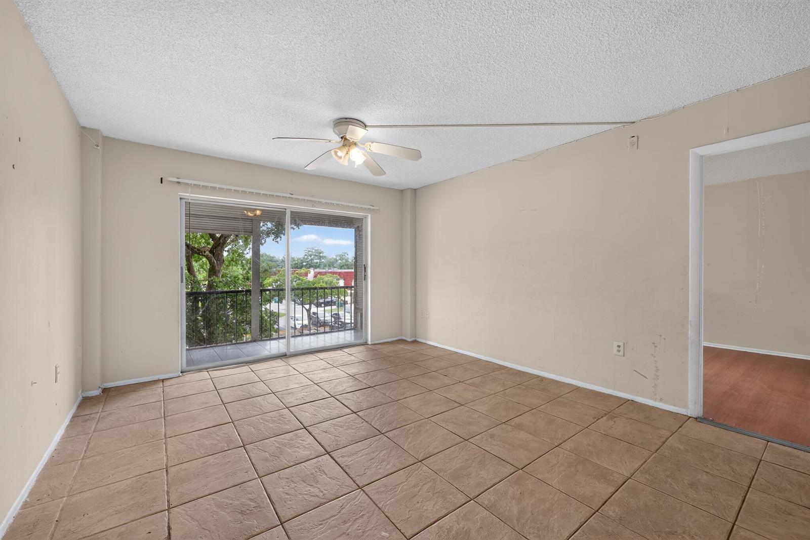 4172 INVERRARY Drive # 309, Lauderhill FL 33319 photo 5