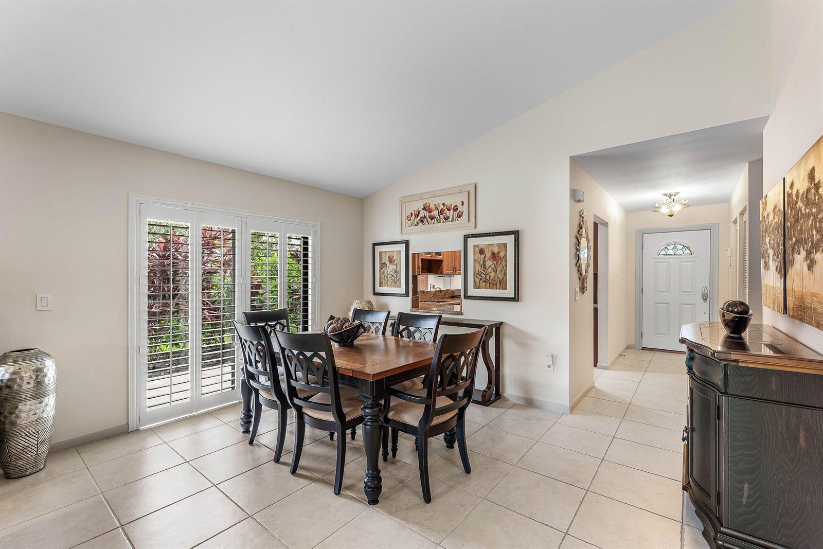 1 Stratford Drive E # D, Boynton Beach FL 33436 photo 2