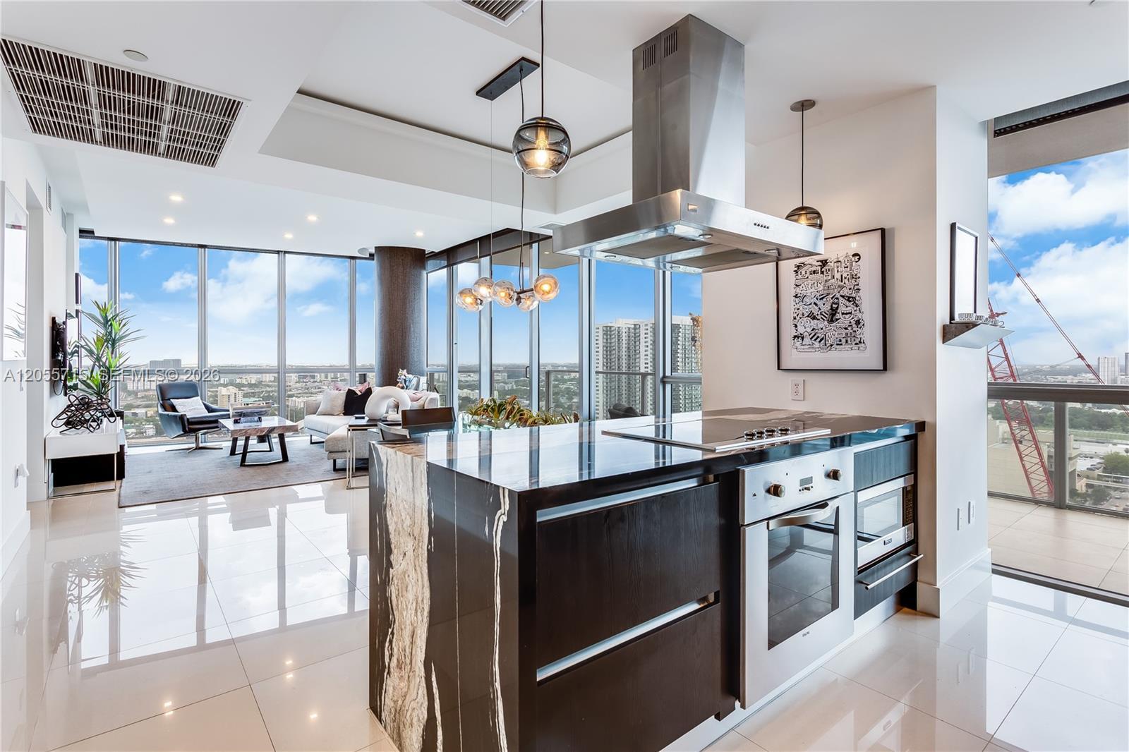 1100 Biscayne Blvd # 2708, Miami FL 33132 photo 4
