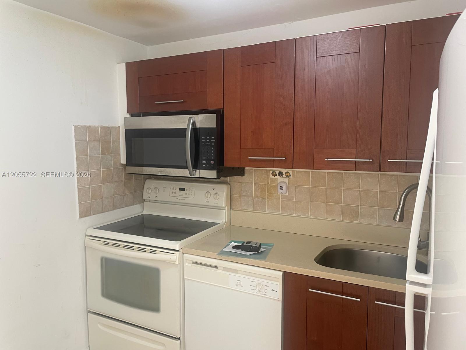 3522 NE 171st St # 206, North Miami Beach FL 33160 photo 3