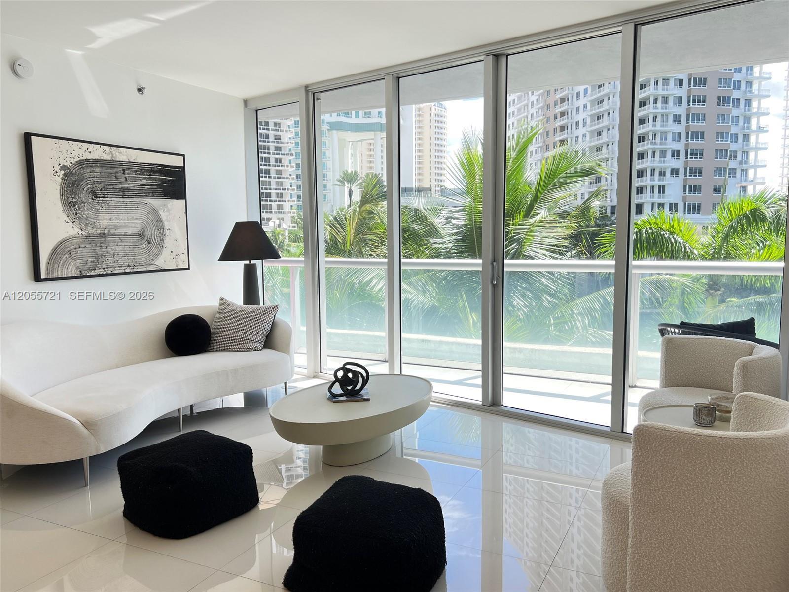 495 Brickell Ave, Miami FL 33131 photo 2
