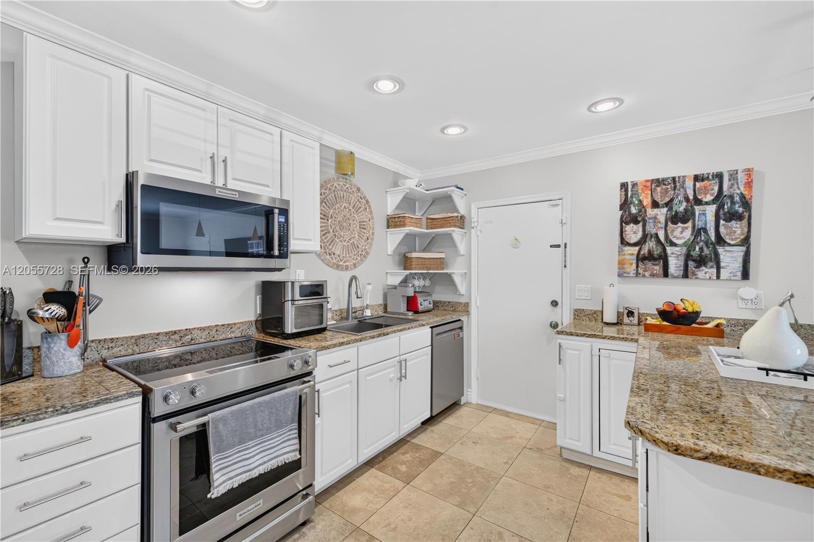 2220 NE 68th St # 1012, Fort Lauderdale FL 33308 photo 3