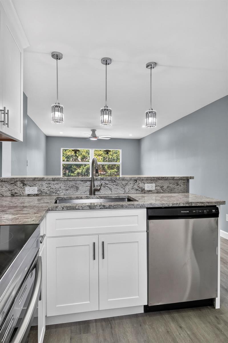 3236 CORAL RIDGE Drive # 3236, Coral Springs FL 33065 photo 4