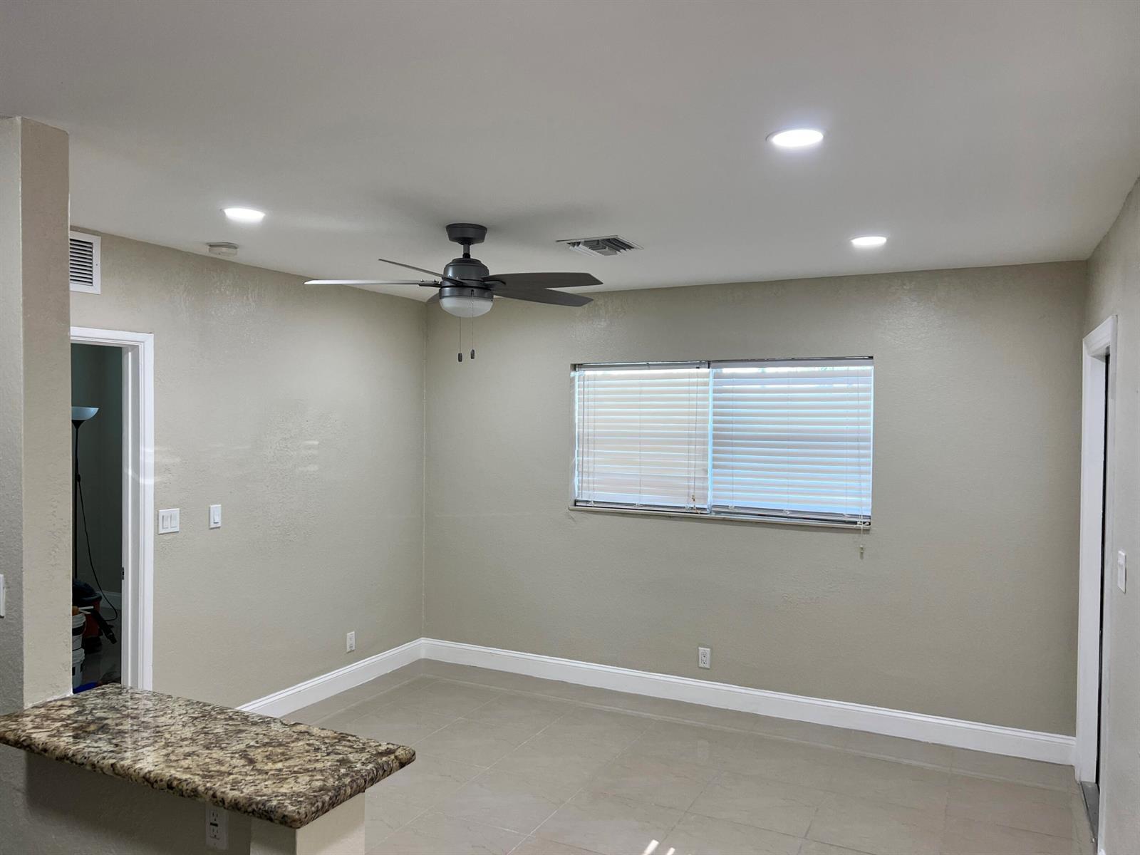 1105 NE 15th Street, Fort Lauderdale FL 33304 photo 2