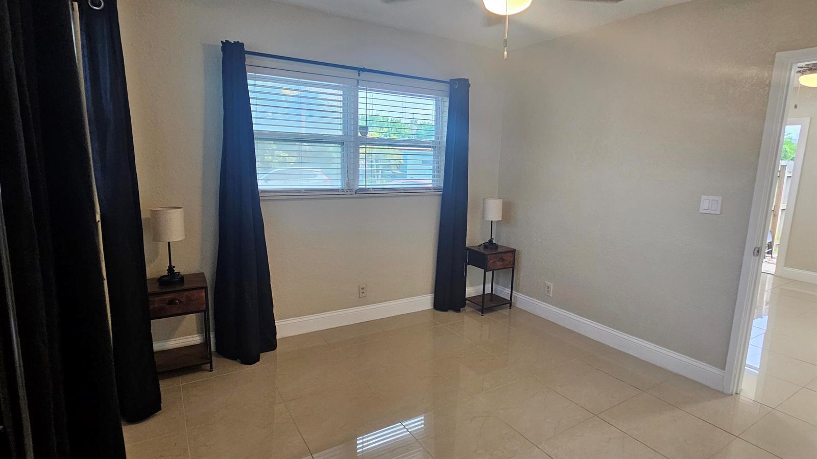 1105 NE 15th Street, Fort Lauderdale FL 33304 photo 4