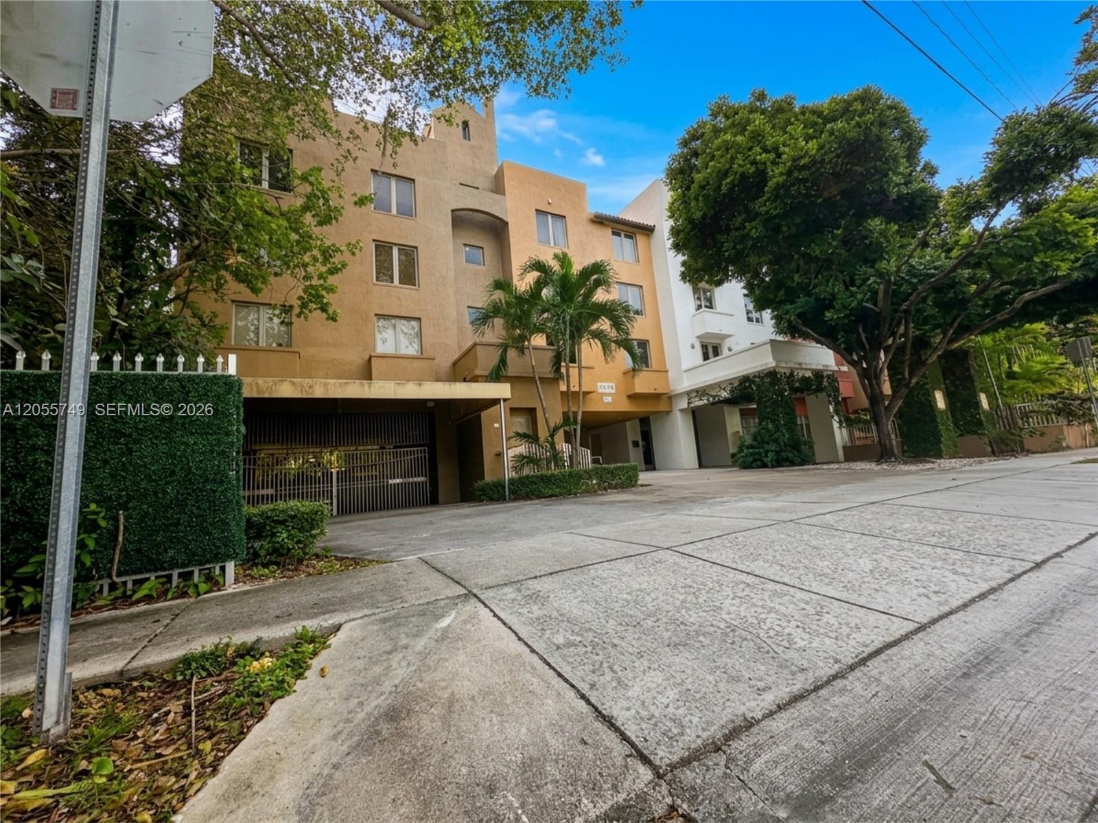 2630 SW 28th St # 44, Miami FL 33133 photo 2
