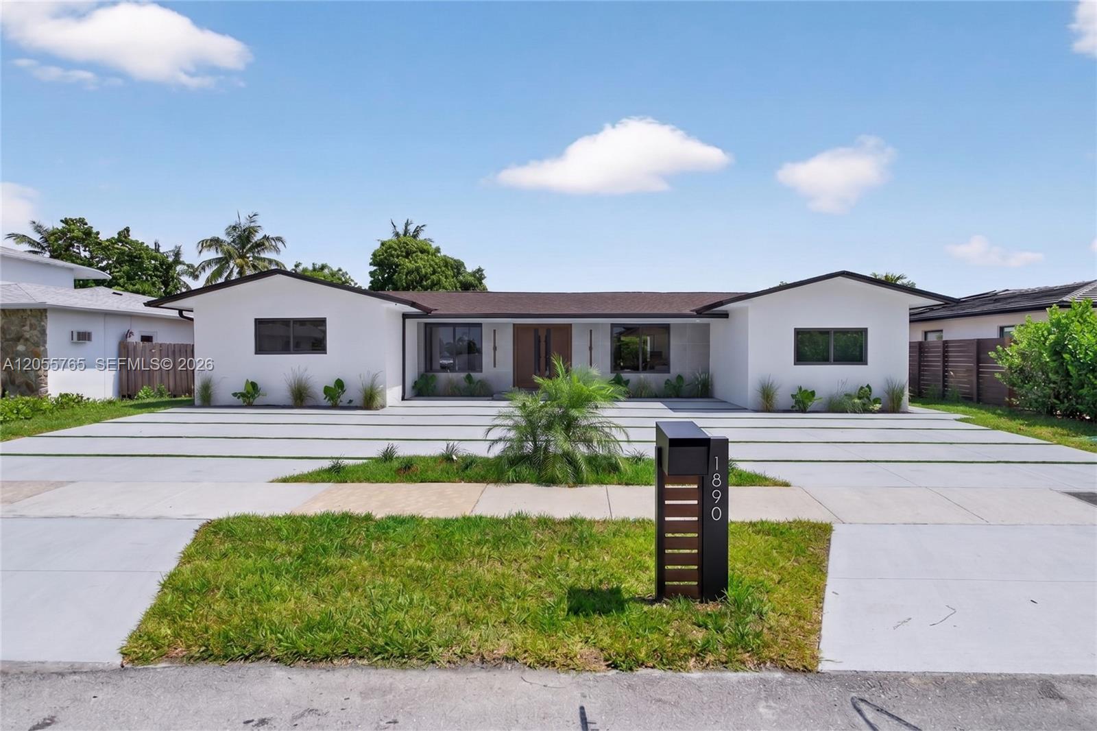 1890 NE 211th Ter, Miami FL 33179