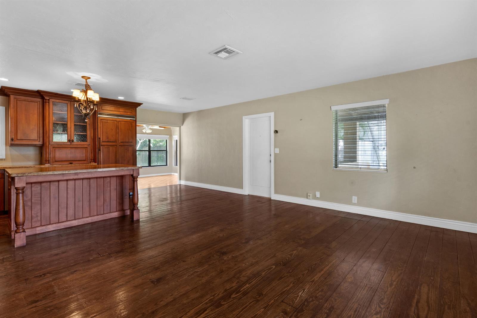 2020 NE 52ND Court, Fort Lauderdale FL 33308 photo 3