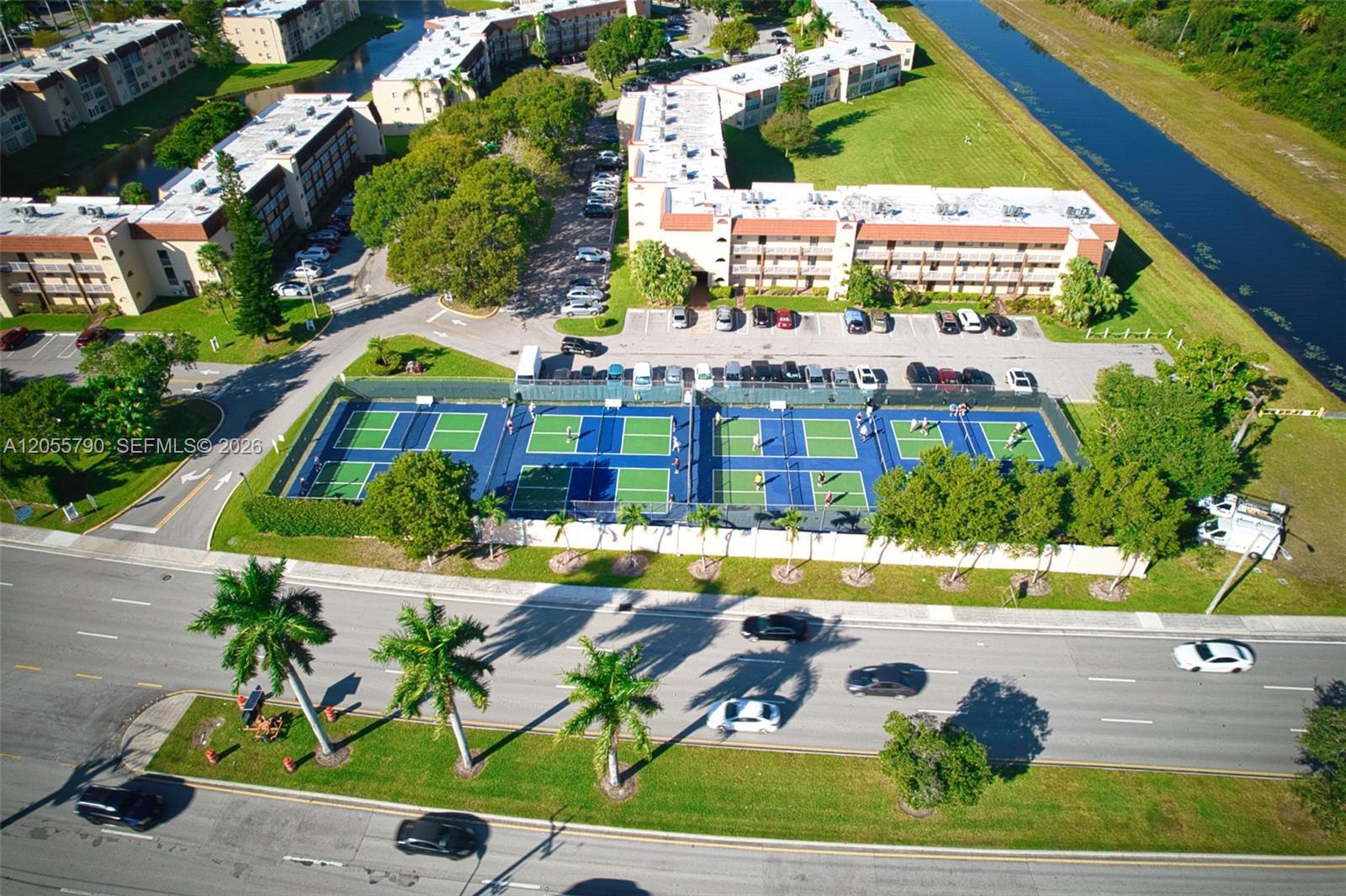 8600 Sunrise Lakes Blvd # 201, Sunrise FL 33322 photo 5