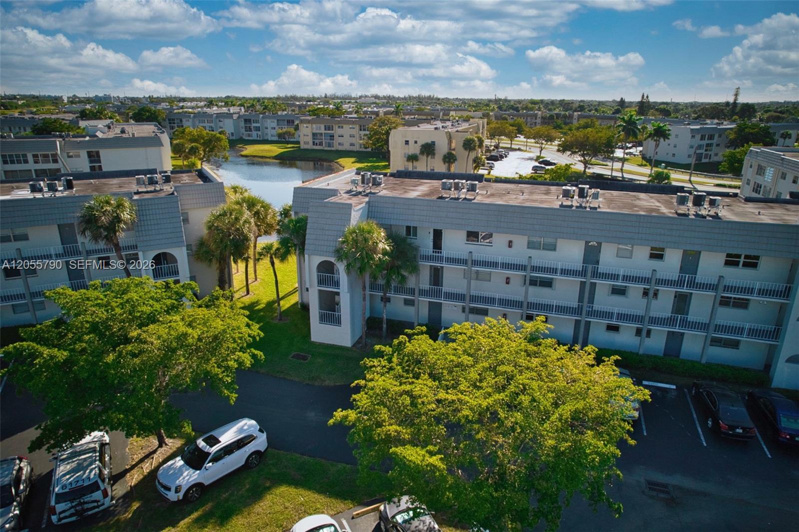 8600 Sunrise Lakes Blvd # 201, Sunrise FL 33322 photo 4
