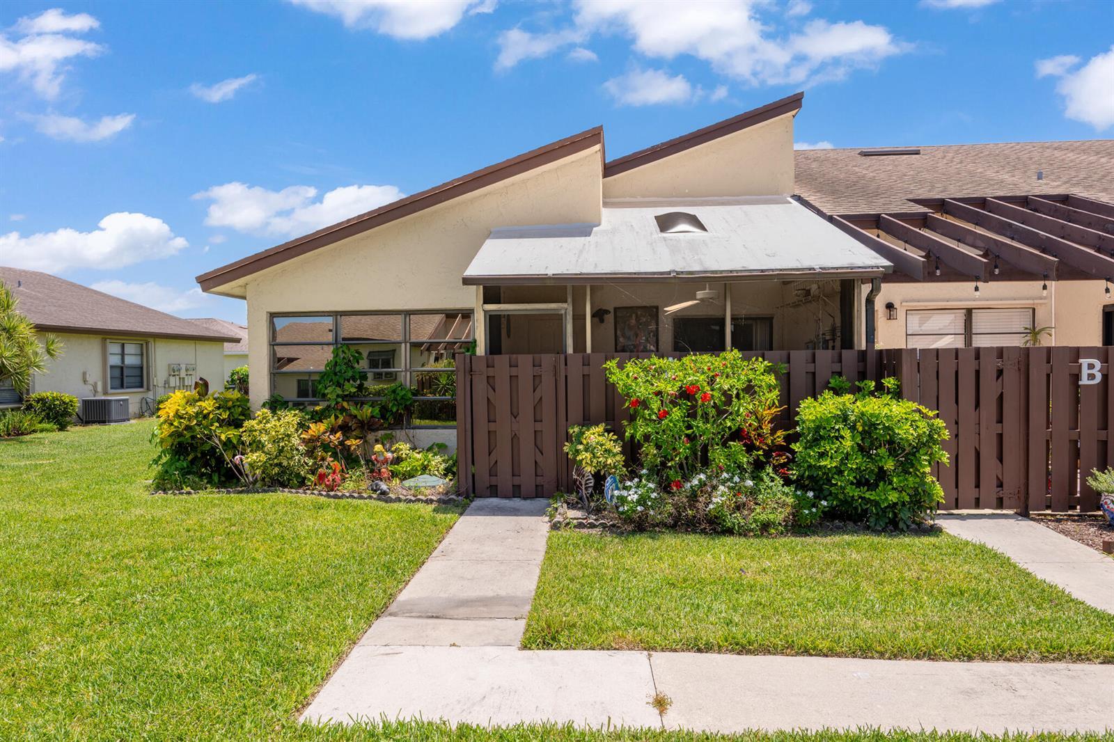 14127 NESTING Way # A, Delray Beach FL 33484 photo 2