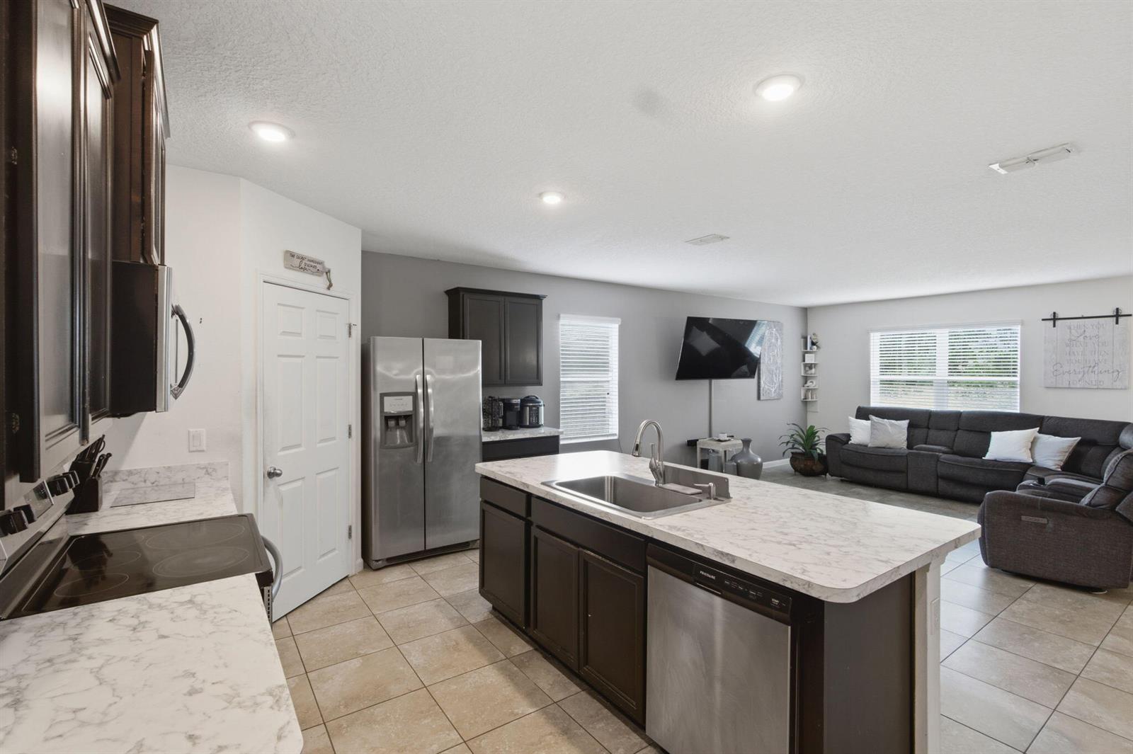 692 SW Paar Drive, Port St. Lucie FL 34953 photo 5