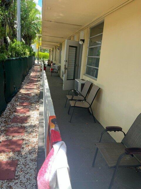 441 COLLINS Avenue # 6, Miami Beach FL 33139 photo 4