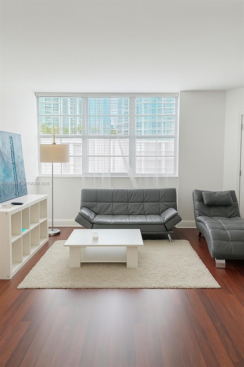 905 Brickell Bay Dr # 1022, Miami FL 33131 photo 5