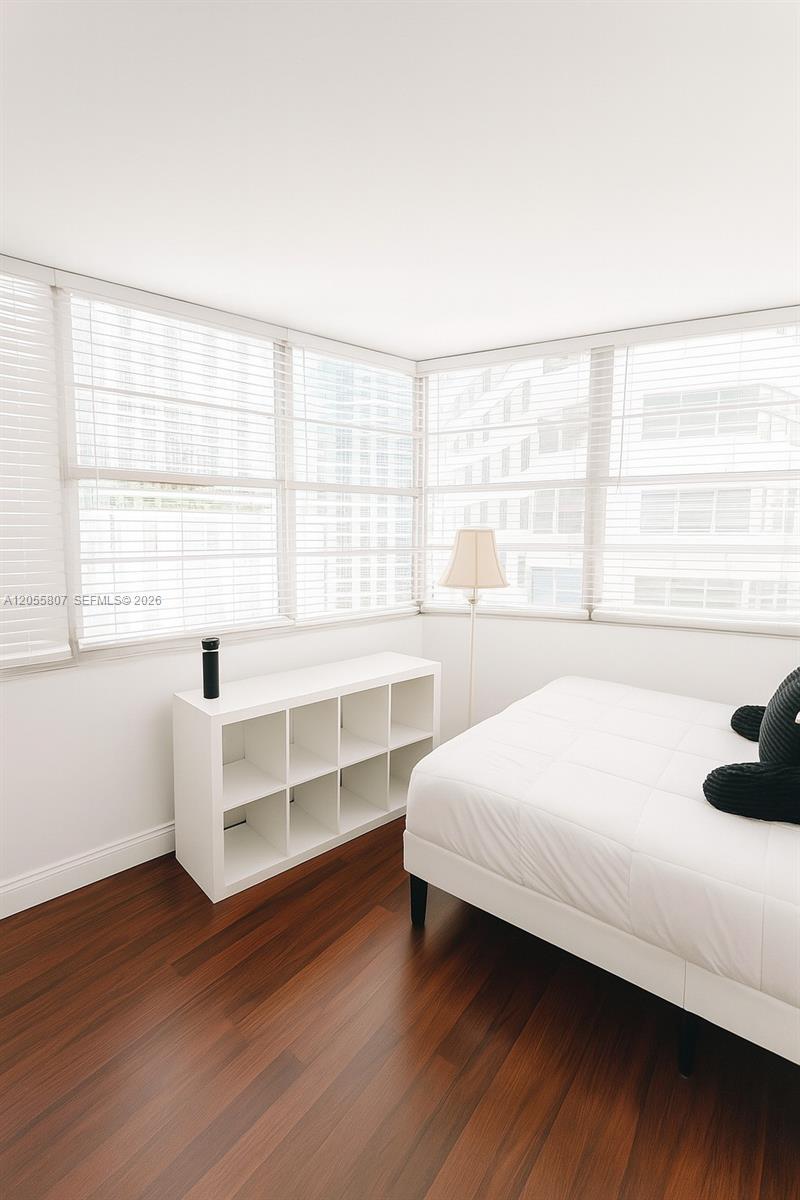 905 Brickell Bay Dr # 1022, Miami FL 33131 photo 4
