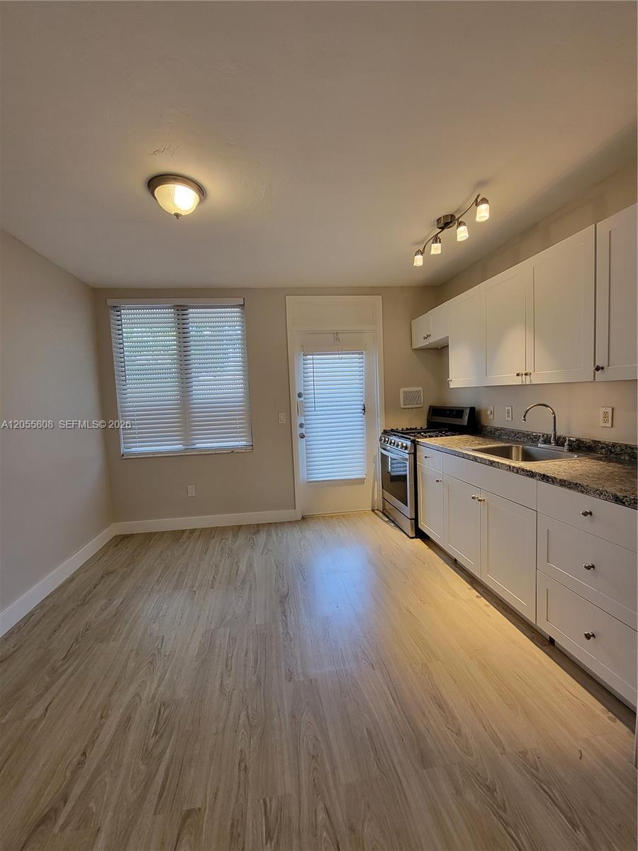 441 Collins Ave # 10, Miami Beach FL 33139 photo 3