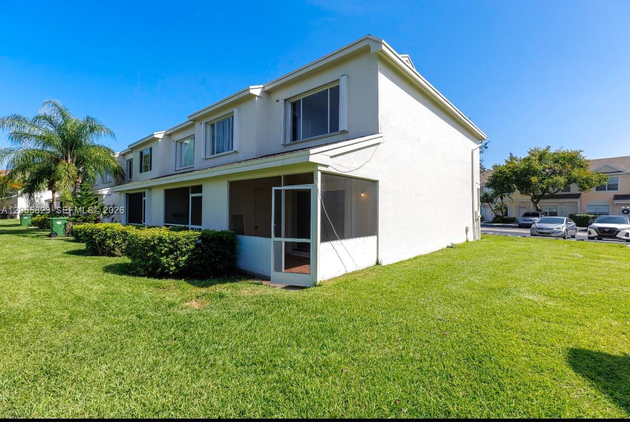 16640 Hemingway Dr # 16640, Weston FL 33326 photo 5