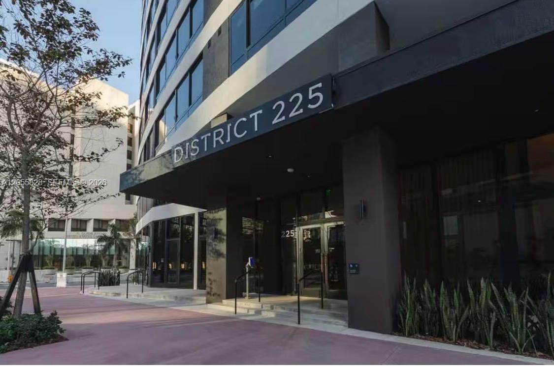 225 N Miami Ave # 2310, Miami FL 33128 photo 3